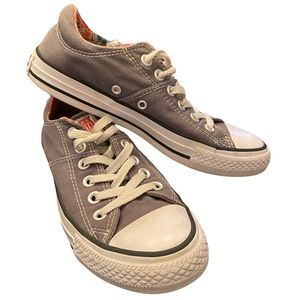 Women’s Converse Chuck Taylor All Star Grey with Floral Lining size 7